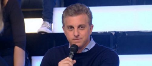 Apresentador Luciano Huck far&aacute; uma ponta em "Amor de M&atilde;e". (Reprodu&ccedil;&atilde;o/TV Globo)