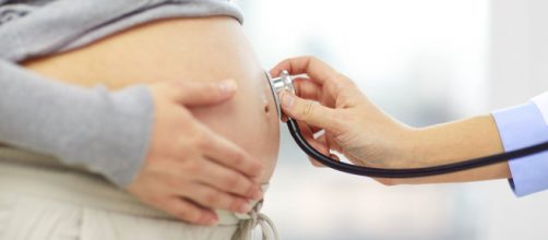 Pai diz que foi for&ccedil;ado a aceitar o aborto, conselheiro nega. (Arquivo Blasting News)