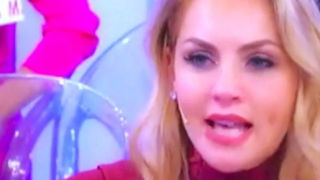 Uomini e Donne, Veronica su Armando: 'Ci sono stati dei baci'