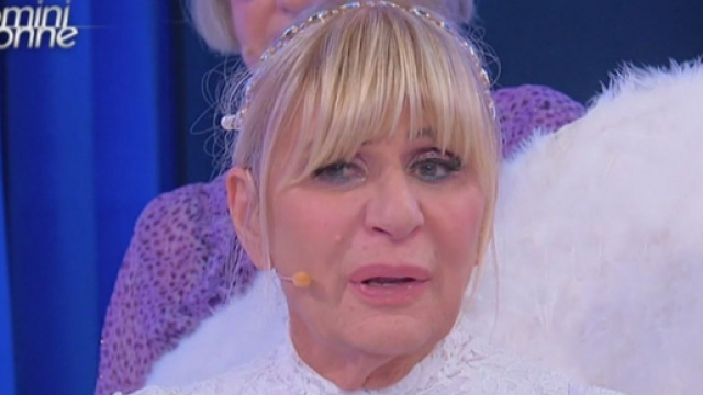 Uomini e Donne, Gemma affranta per Ciano: '&Egrave; andato via, dice che non &egrave; l'uomo per me'