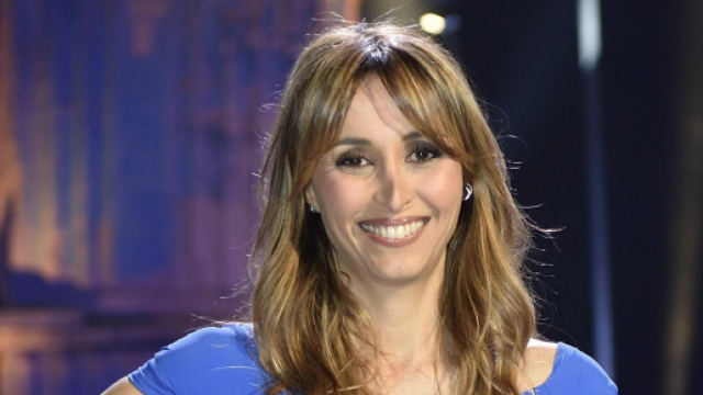 Tagli di capelli lunghi: la frangia a tendina per l'inverno 2020