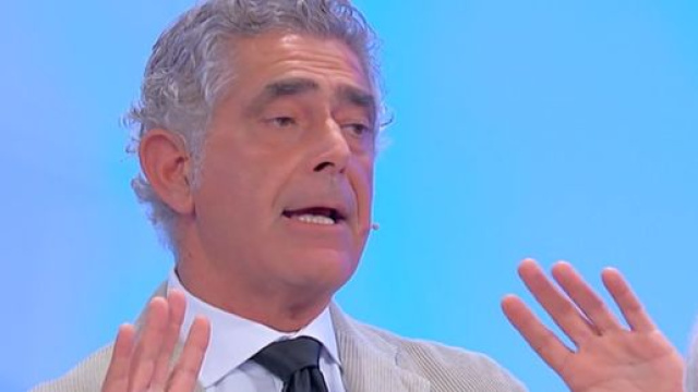 Uomini e donne, trono Over: Juan Luis smascherato dagli amici