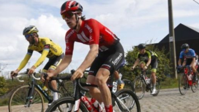 Edo Maas con la maglia della Sunweb