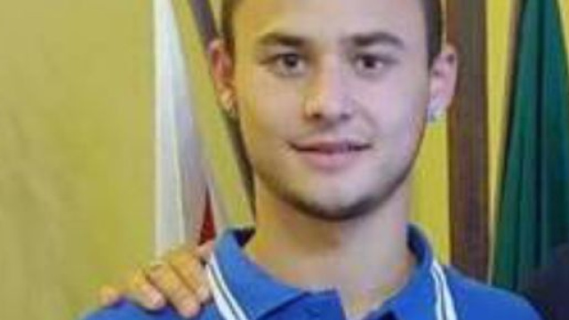 Versilia, schianto mortale con lo scooter: perde la vita 16enne campione di nuoto
