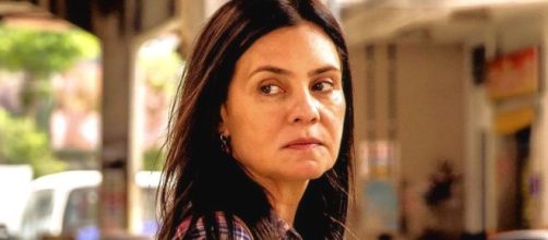 Na novela "Amor de M&atilde;e", Thelma tem um aneurisma e pode vir a morrer. (Reprodu&ccedil;&atilde;o/Rede Globo)