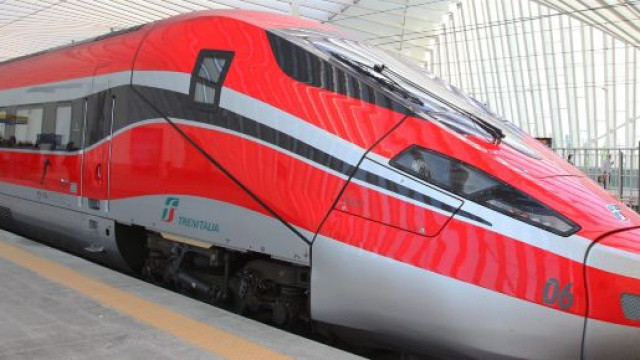 Offerte di lavoro Ferrovie dello Stato: posti per Tecnici della Logistica e Capostazione