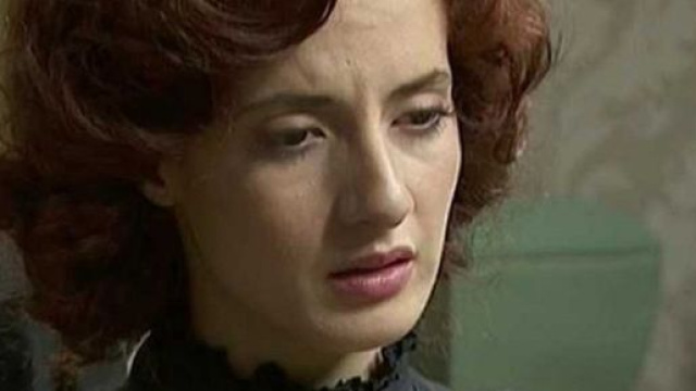 Una Vita, spoiler: Celia abortisce dopo aver prestato soccorso a Trini