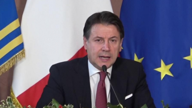 Giuseppe Conte durante la conferenza stampa di fine anno