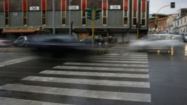 Incidente Corso Francia: spunta il gioco del semaforo rosso