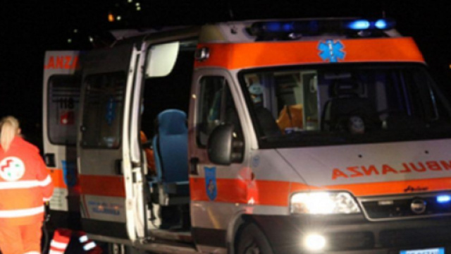 Pozzuoli, 15enne prende l'auto del padre e muore in un incidente