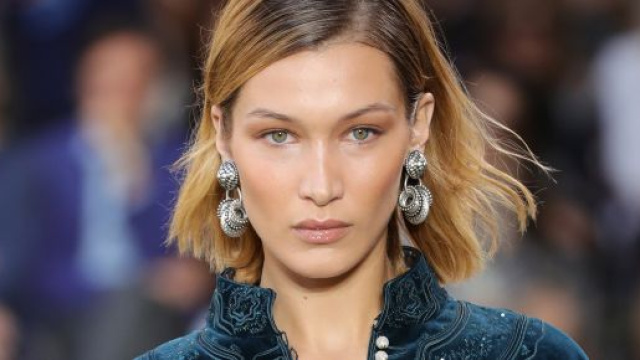 Tagli di capelli: il chin bob nell'inverno 2020