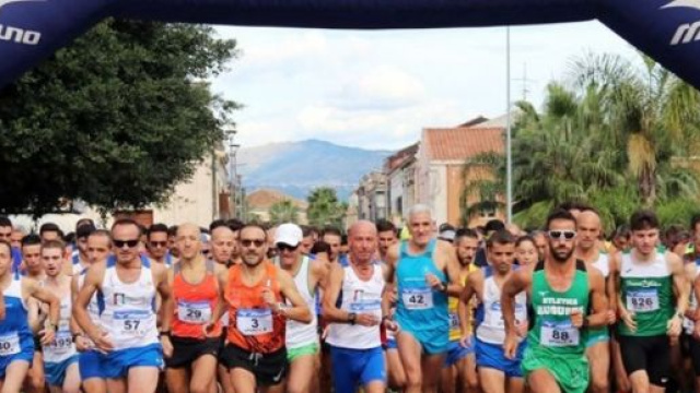 Maratona di Riposto partenza partecipanti