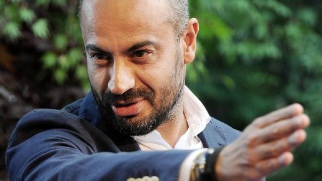 Gianluigi Paragone, giornalista e senatore del M5s