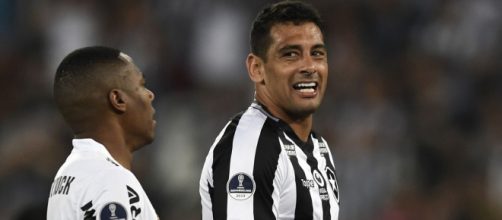 Alvinegros brigam por vaga na Sul-Americana. (Arquivo Blasting News)