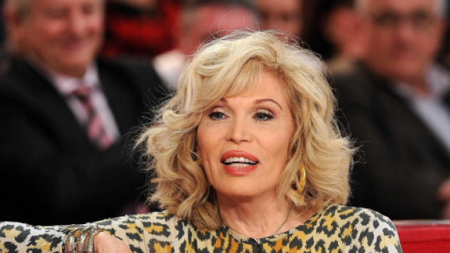 Amanda Lear, ospite a La Repubblica delle donne