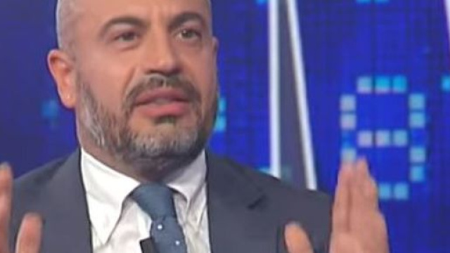 Gianluigi Paragone, senatore del Movimento Cinque Stelle.