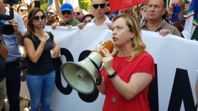 Meloni: 'Nessuna scusa al sindaco di Bibbiano', vogliamo la verit&agrave;.