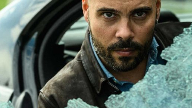 L'immortale: la recensione del film di Marco D'Amore