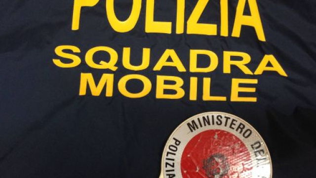 Pescara, 21enne senza fissa dimora tenta di abusare di due donne: arrestato