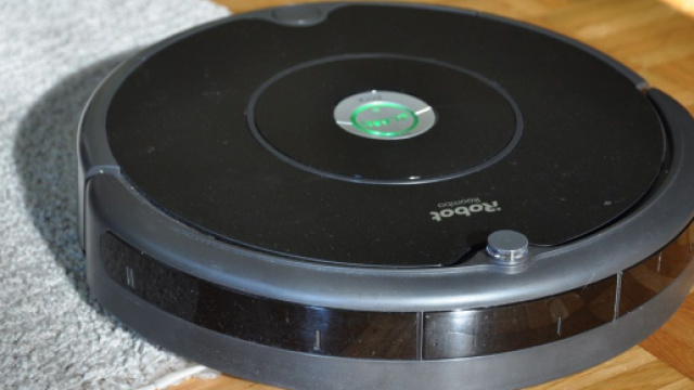 Roomba 606: la combo con Braava 390T pu&ograve; essere il regalo di Natale perfetto.