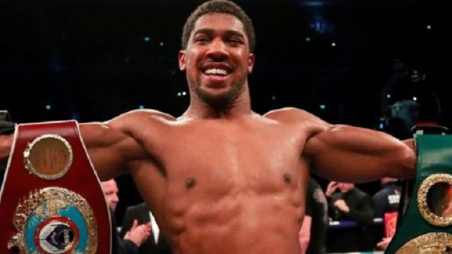 Anthony Joshua batte Ruiz ai punti e riconquista i titoli mondiali dei pesi massimi