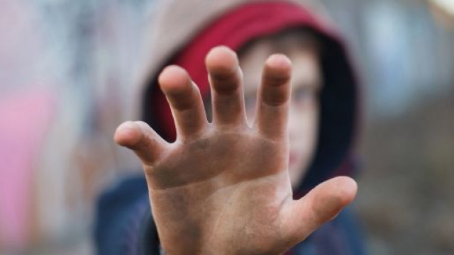 Varese, sospesa una maestra in un asilo nido: insultava i bambini