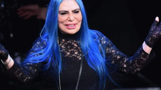 Loredana Bert&egrave; intervistata a 'Verissimo' sabato 7 dicembre
