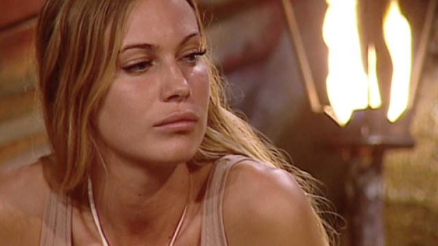 Isola dei Famosi: Taylor Mega confessa la dipendenza da droghe.