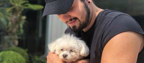 Cantor enfrentou apuros com seu pet (Reprodu&ccedil;&atilde;o/Instagram)