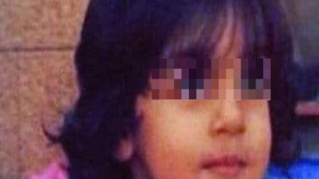 Bambino di sei anni decapitato davanti alla madre.