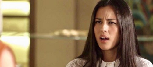 Laura (Yanna Lavigne) em cena de O S&eacute;timo Guardi&atilde;o. (Reprodu&ccedil;&atilde;o/TV Globo)