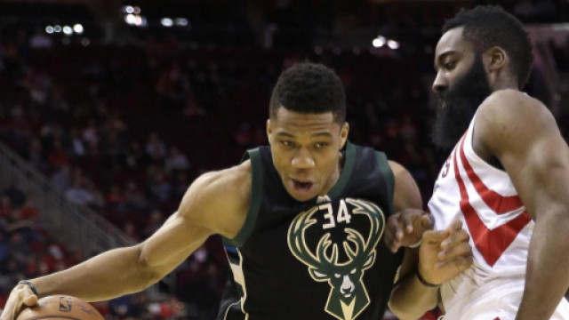 Giannis Antetokounmpo et James Harden, les deux favoris au titre de MVP - defpen.com