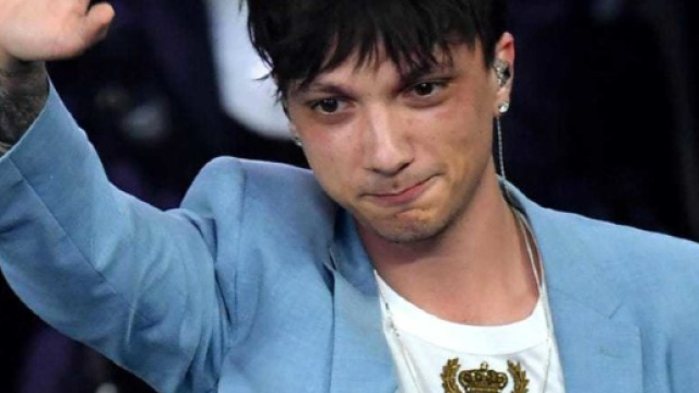 Il presidente della giuria d'onore del Festival di Sanremo contro Ultimo