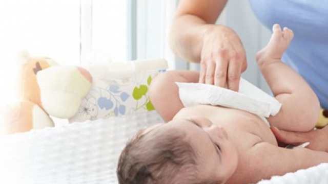 Salviette per bambini contaminate: marca e lotto interessati dal richiamo.