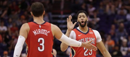 Mirotic, Davis lead Pelicans to blowout win over Suns - apnews.com