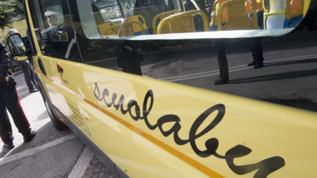 Arezzo: bimbo di 3 anni dimenticato sul pulmino per 6 ore.