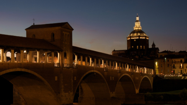 Pavia, stop agli esami di Stato dei Biologi contro il presidente no vax