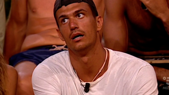 Yuri &egrave; il quinto eliminato dell'isola dei famosi