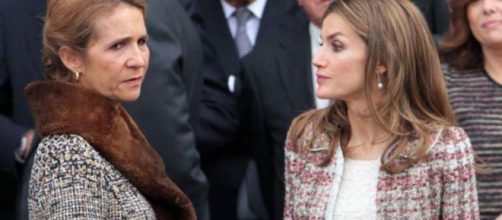 infanta Elena y reina Letizia en imagen
