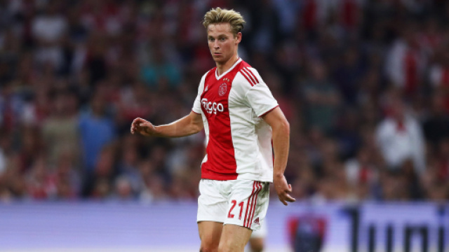 Frenkie De Jong transfer news: Barcelona lose hope as Manchester ... - goal.com