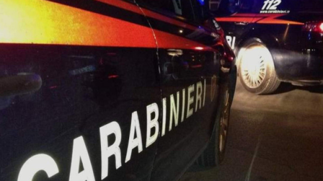 Napoli, bimbi usati per nascondere e consegnare la cocaina: 12 arresti