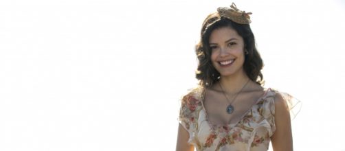 Vit&oacute;ria Strada interpreta Julia Castelo em Espelho da Vida (Reprodu&ccedil;&atilde;o/Globo)