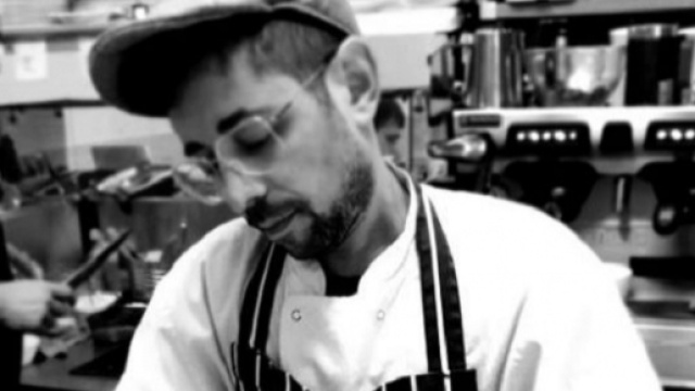 Antonio Rucco durante il lavoro