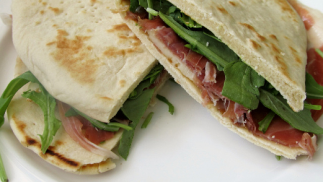 Londra, muore suicida Antonio Rucco, inventore della 'piadina salentina'