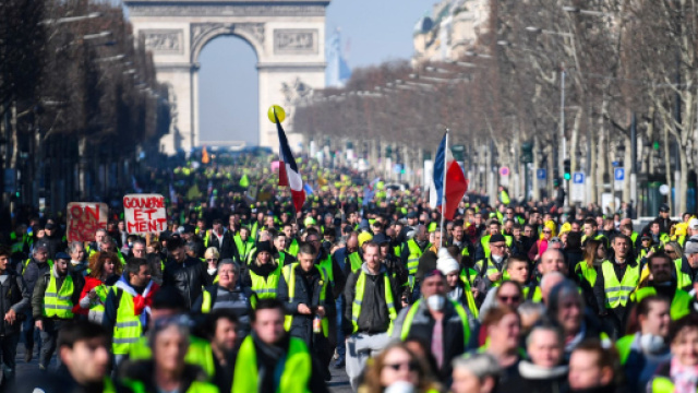 L'acte 14 des "gilets jaunes" a d&eacute;but&eacute; dans le calme - parismatch.com