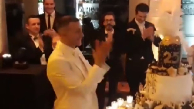 Juventus, Bernardeschi festeggia il suo compleanno