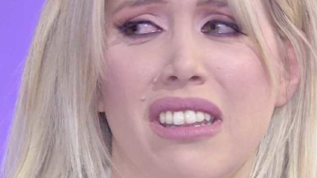 Wanda Nara scoppia a piangere: "Vogliamo restare all'inter"
