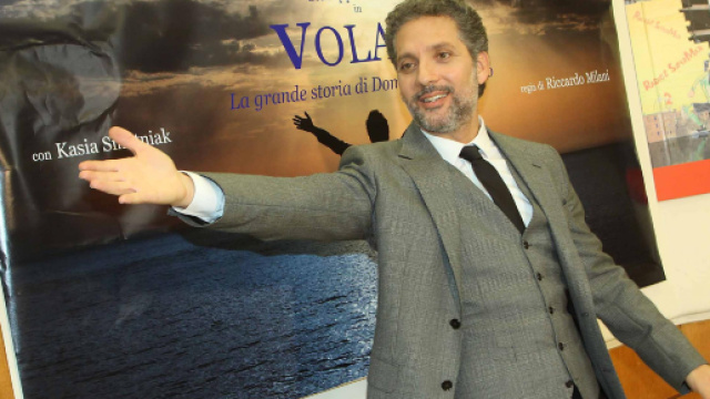 Il mondo sulle spalle replica film tv