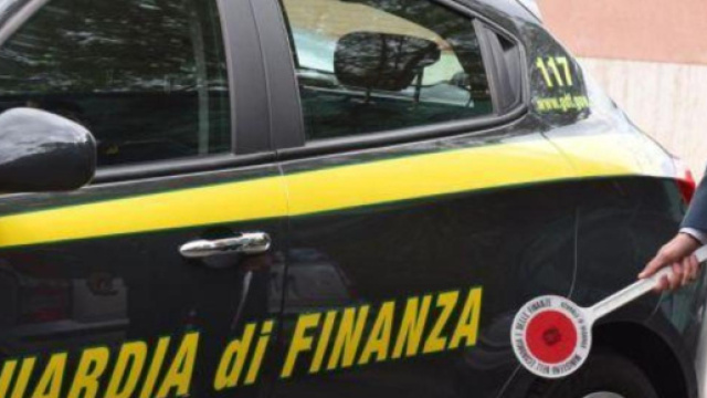 Truffa di diamanti, indagate cinque banche e due societ&agrave;.