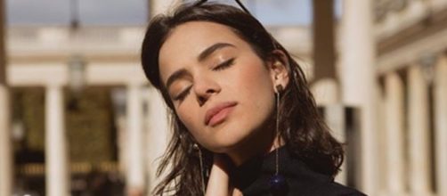 Postagem de Bruna Marquezine j&aacute; conta com mais de 5 milh&otilde;es de curtidas (Reprodu&ccedil;&atilde;o/Metr&oacute;poles)